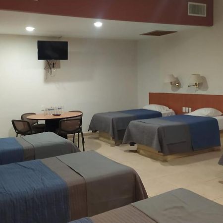 Cypres Hotel & Suites Zapopan Εξωτερικό φωτογραφία