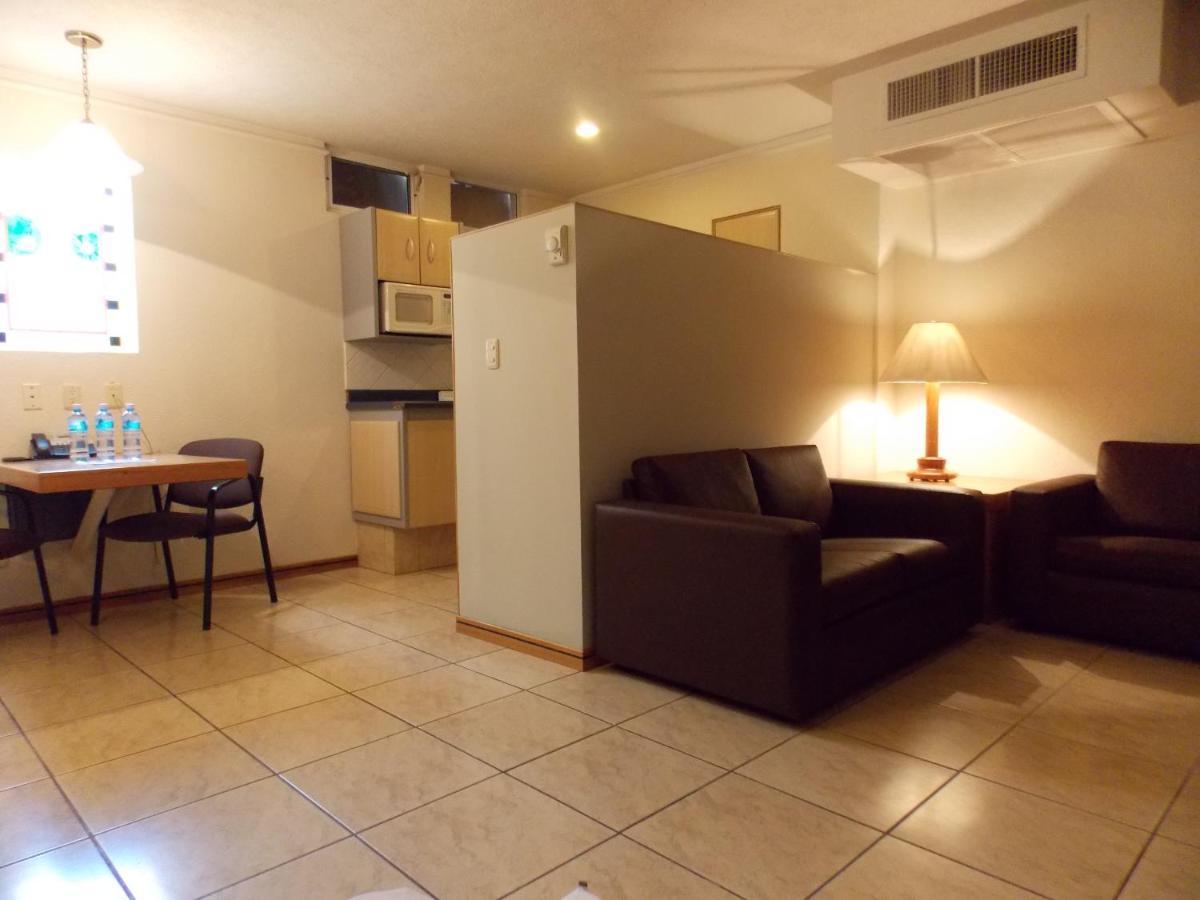 Cypres Hotel & Suites Zapopan Εξωτερικό φωτογραφία
